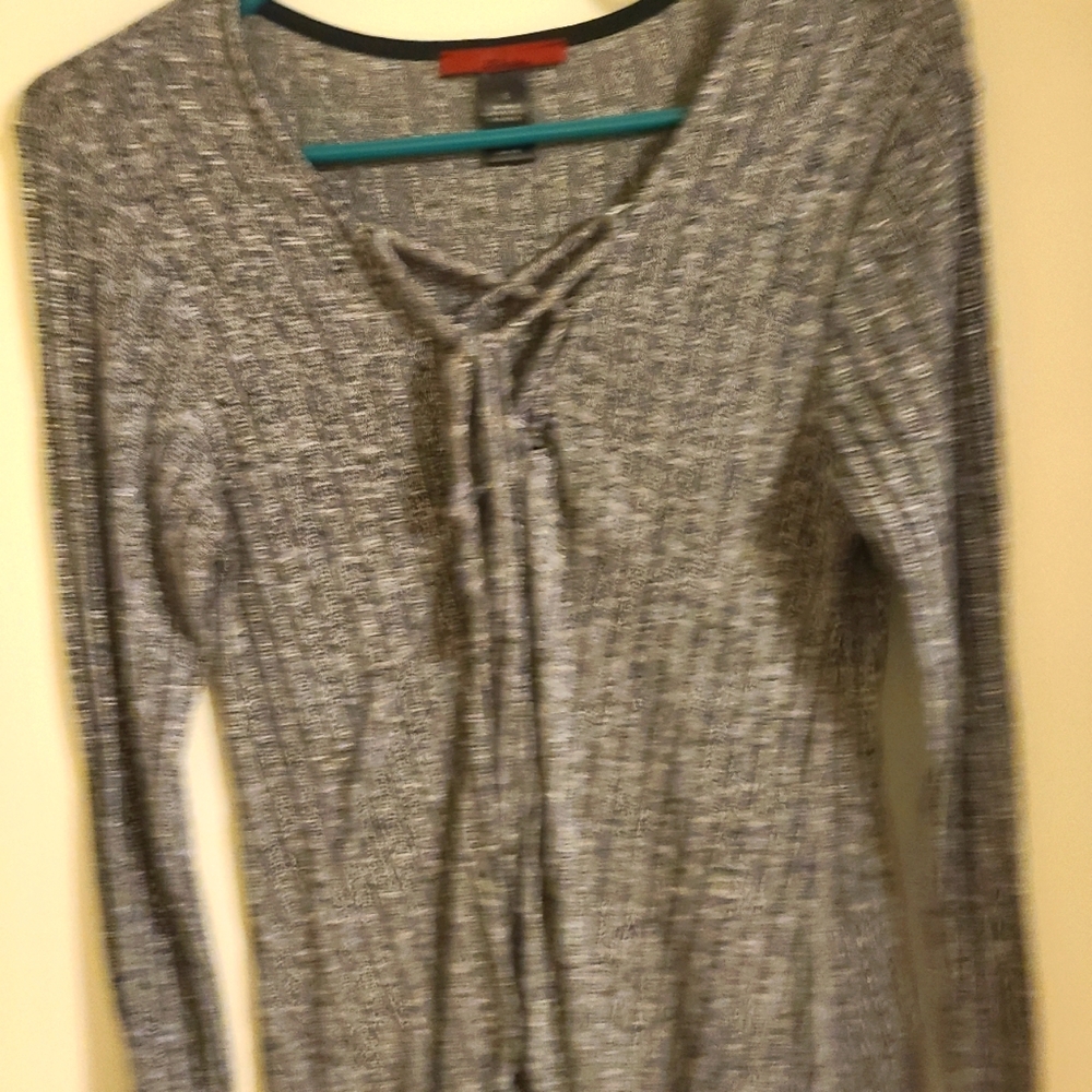 Lightweight sweater
